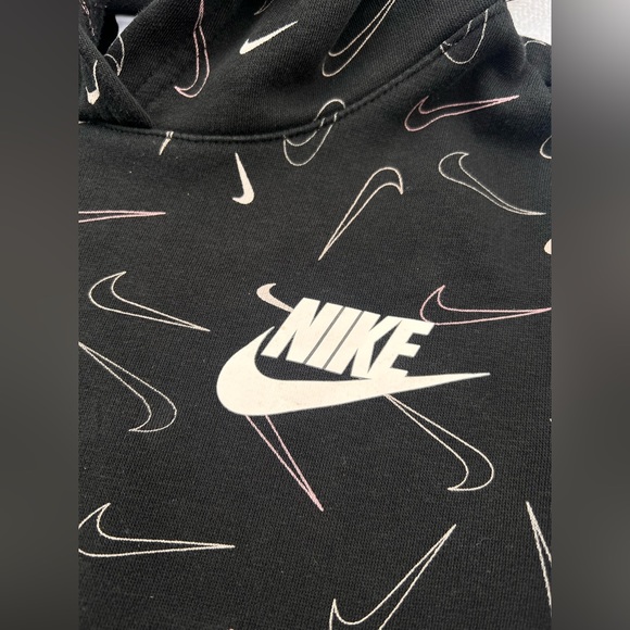 Nike Printed Logo Hoodie Sweatshirt, Youth Medium - Picture 2 of 5